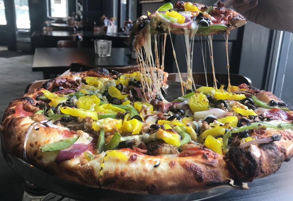 Town Pump Tavern | restaurant | 2233 Park Ave, Detroit, MI 48201, USA | 3134636118 OR +1 313-463-6118