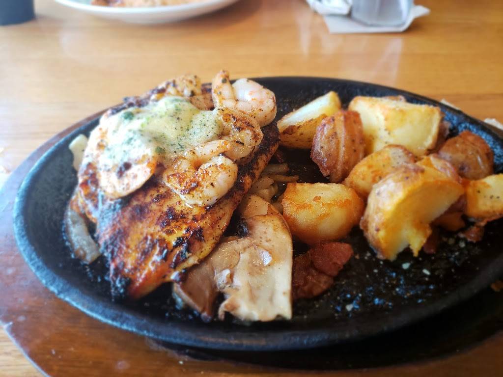 Applebees Grill + Bar | restaurant | 2700 E Central Texas Expy, Killeen, TX 76543, USA | 2545269711 OR +1 254-526-9711