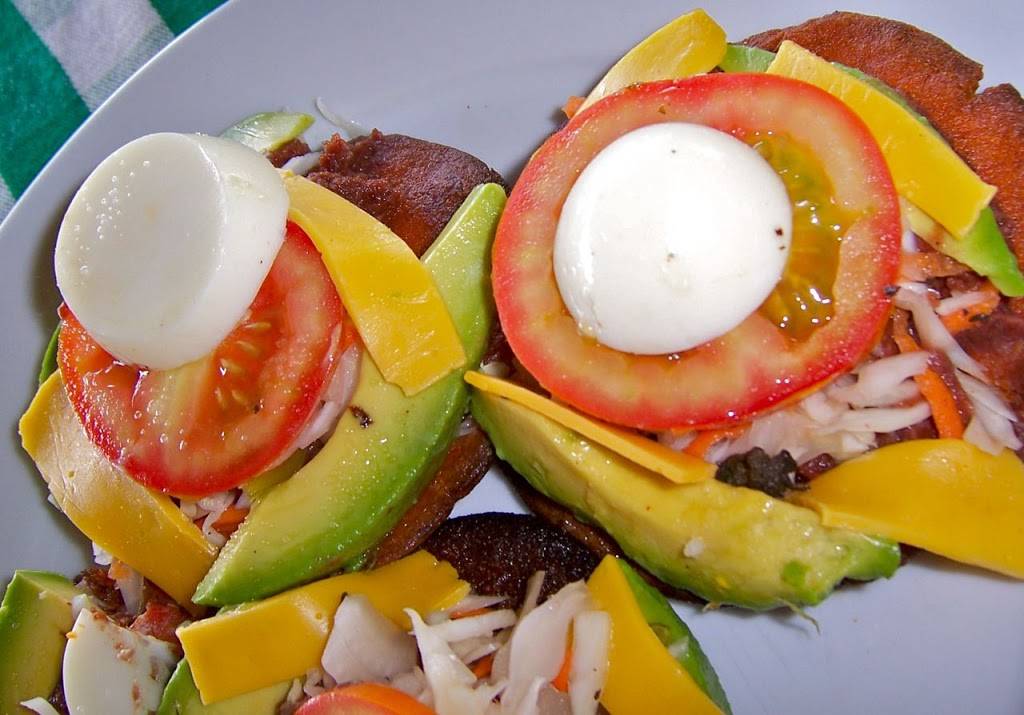 La Esquinita Deli Restaurant | restaurant | 112 Sheridan Blvd, Inwood, NY 11096, USA | 5168370206 OR +1 516-837-0206