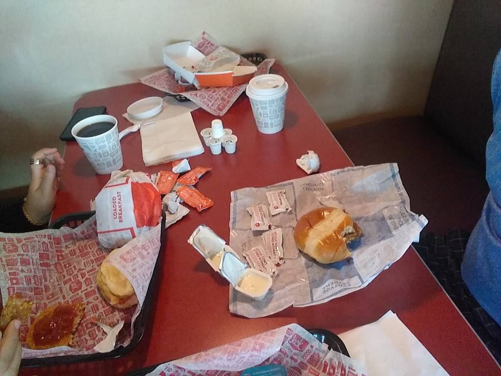 Jack in the Box | restaurant | 7605 S Hosmer St, Tacoma, WA 98408, USA | 2534759465 OR +1 253-475-9465