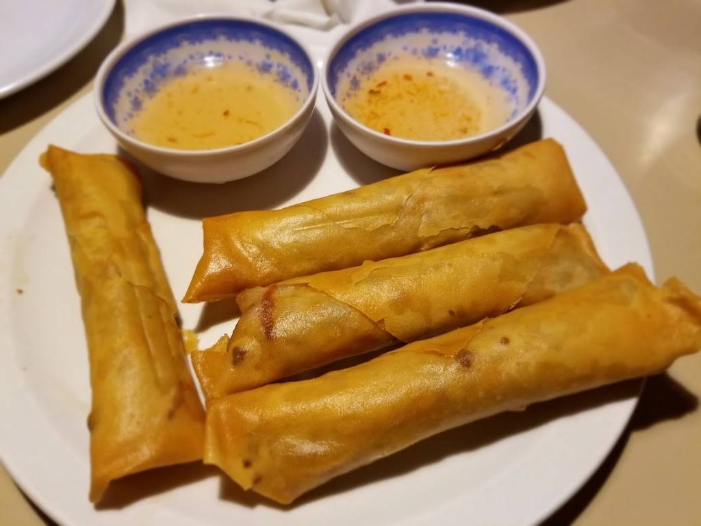 Binh Thanh Restaurant | restaurant | 930 Dundas St, Woodstock, ON N4S 1H3, Canada | 5195375292 OR +1 519-537-5292