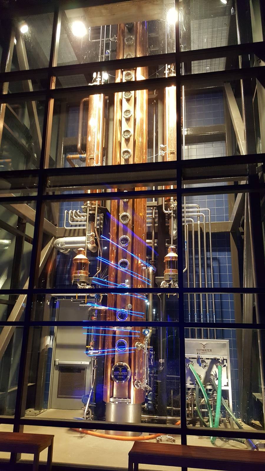 Cutwater Spirits | restaurant | 9750 Distribution Ave, San Diego, CA 92121, USA | 8586723848 OR +1 858-672-3848