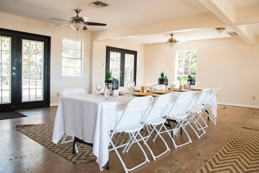 Mi Casa Tamales | restaurant | 25930 Frontage Rd, Boerne, TX 78006, USA | 2106986672 OR +1 210-698-6672