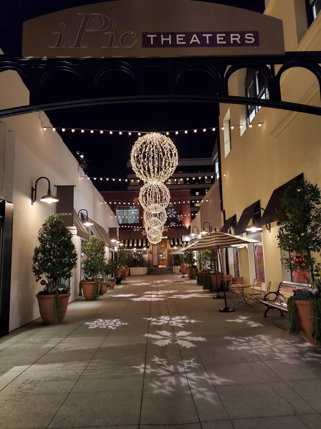 One Colorado | shopping mall | 41 Hugus Alley, Pasadena, CA 91103, USA | 6265648441 OR +1 626-564-8441