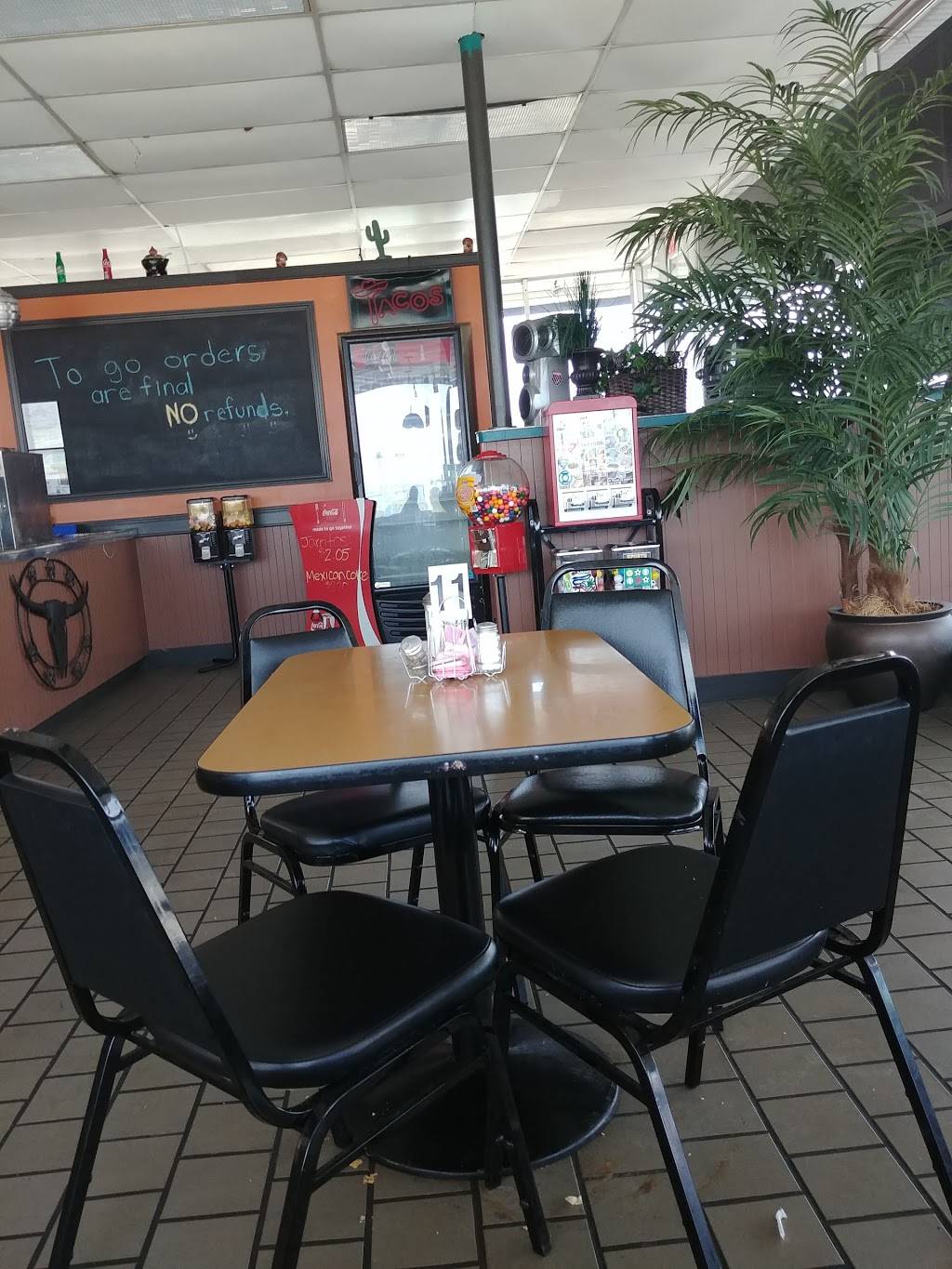 Chuys Mexican Restaurant | restaurant | 7344 Baker Blvd, Richland Hills, TX 76118, USA | 8177230508 OR +1 817-723-0508