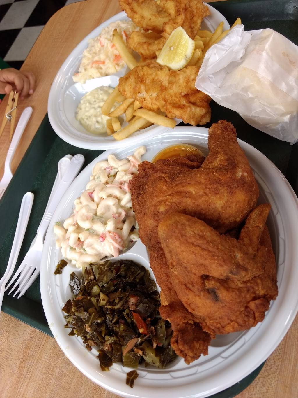 Spicys | restaurant | 225 W Main St, Riverhead, NY 11901, USA | 6317272781 OR +1 631-727-2781