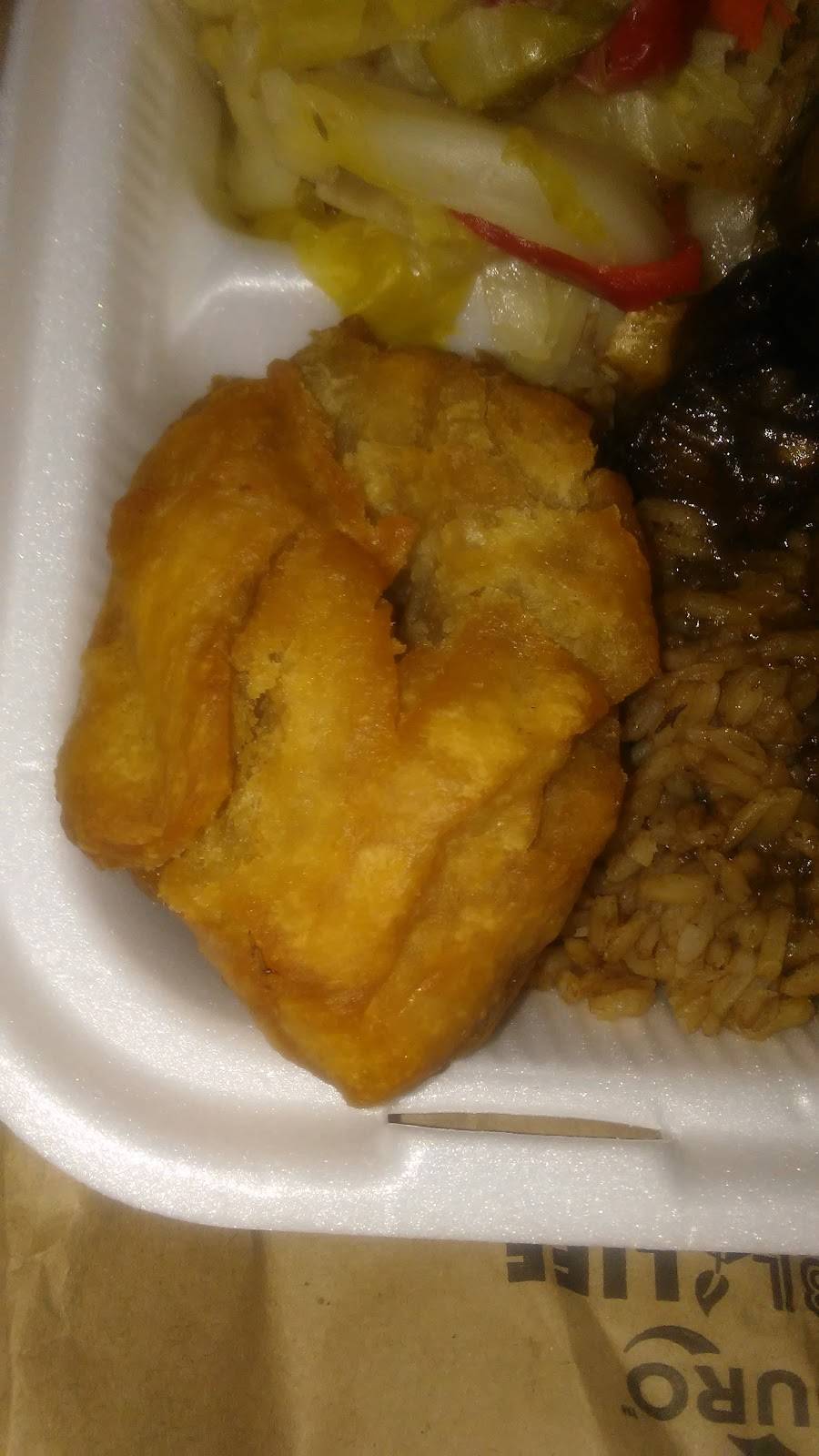 Stones & Chins | restaurant | 763 W Highland Ave, San Bernardino, CA 92405, USA | 9092473078 OR +1 909-247-3078