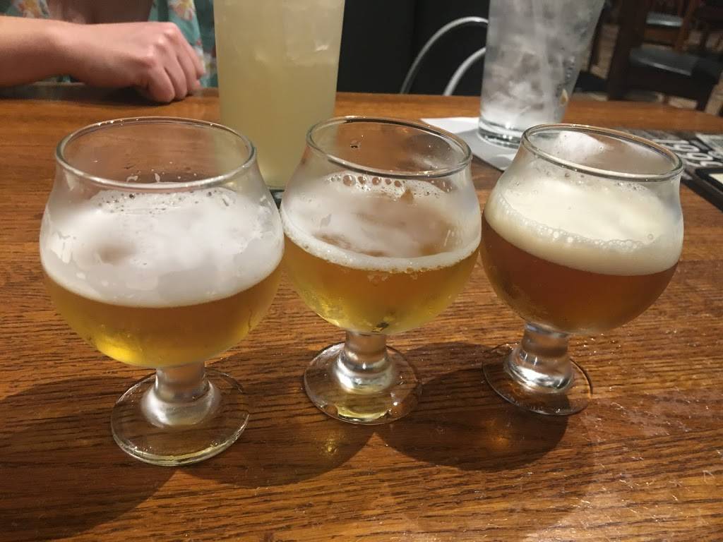 Granite City Food & Brewery | restaurant | 8461 NW Prairie View Rd, Kansas City, MO 64153, USA | 8165873838 OR +1 816-587-3838