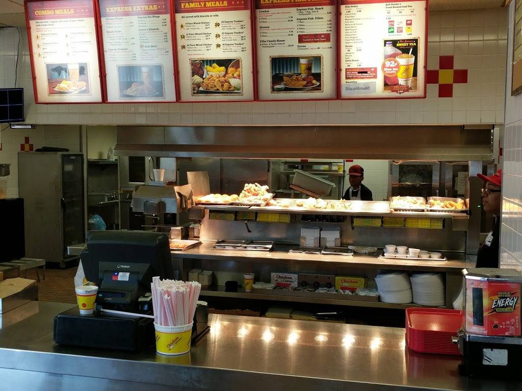 Chicken Express | restaurant | 101 US-79, Henderson, TX 75654, USA | 9036550999 OR +1 903-655-0999