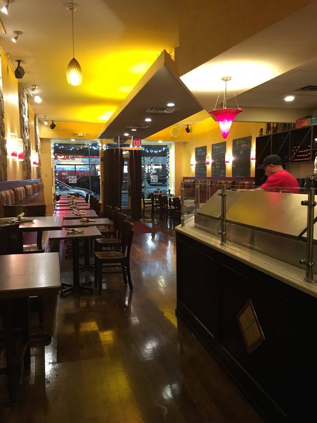 Stone Hearth Pizza | restaurant | 57 Leonard St, Belmont, MA 02478, USA | 6174841700 OR +1 617-484-1700