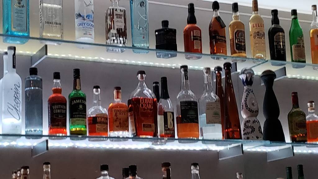 Dessous | restaurant | 312 S Main St, Ann Arbor, MI 48104, USA | 7342220202 OR +1 734-222-0202