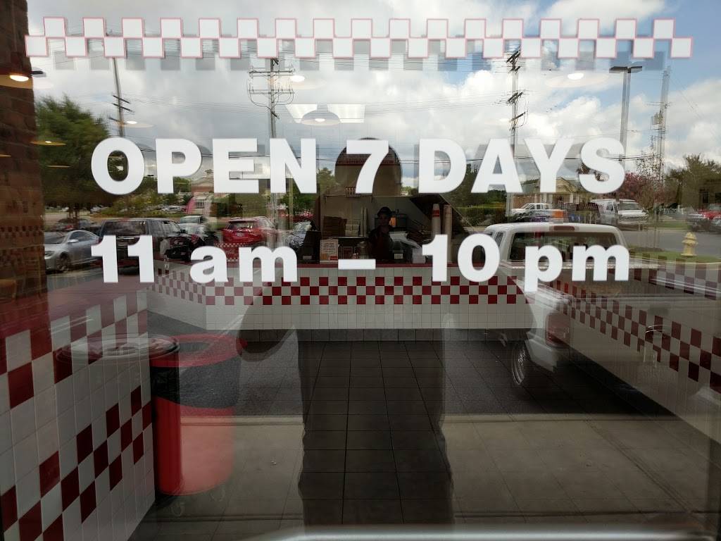 Five Guys | meal takeaway | 3059 Solomons Island Rd, Edgewater, MD 21037, USA | 4109568212 OR +1 410-956-8212