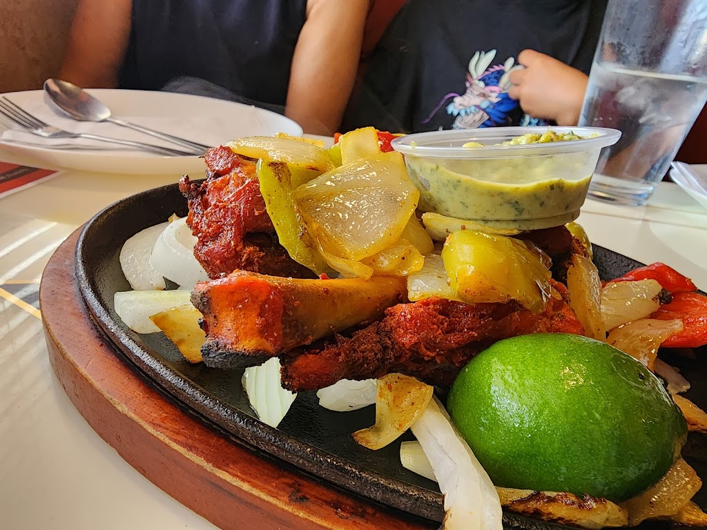 India Hut | restaurant | 4410 N Mesa St, El Paso, TX 79902, USA | 9152609900 OR +1 915-260-9900