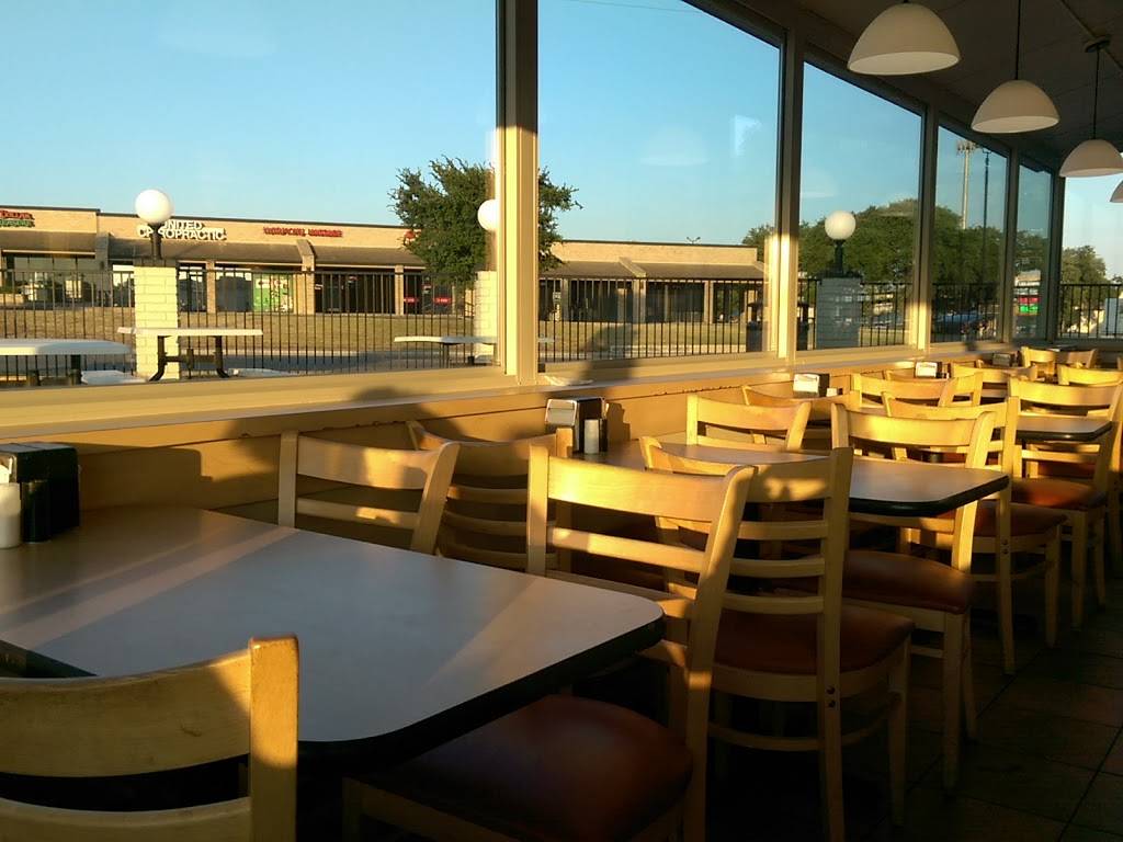 Dairy Queen Store | restaurant | 2252 Thousand Oaks #220, San Antonio, TX 78232, USA | 2105452921 OR +1 210-545-2921