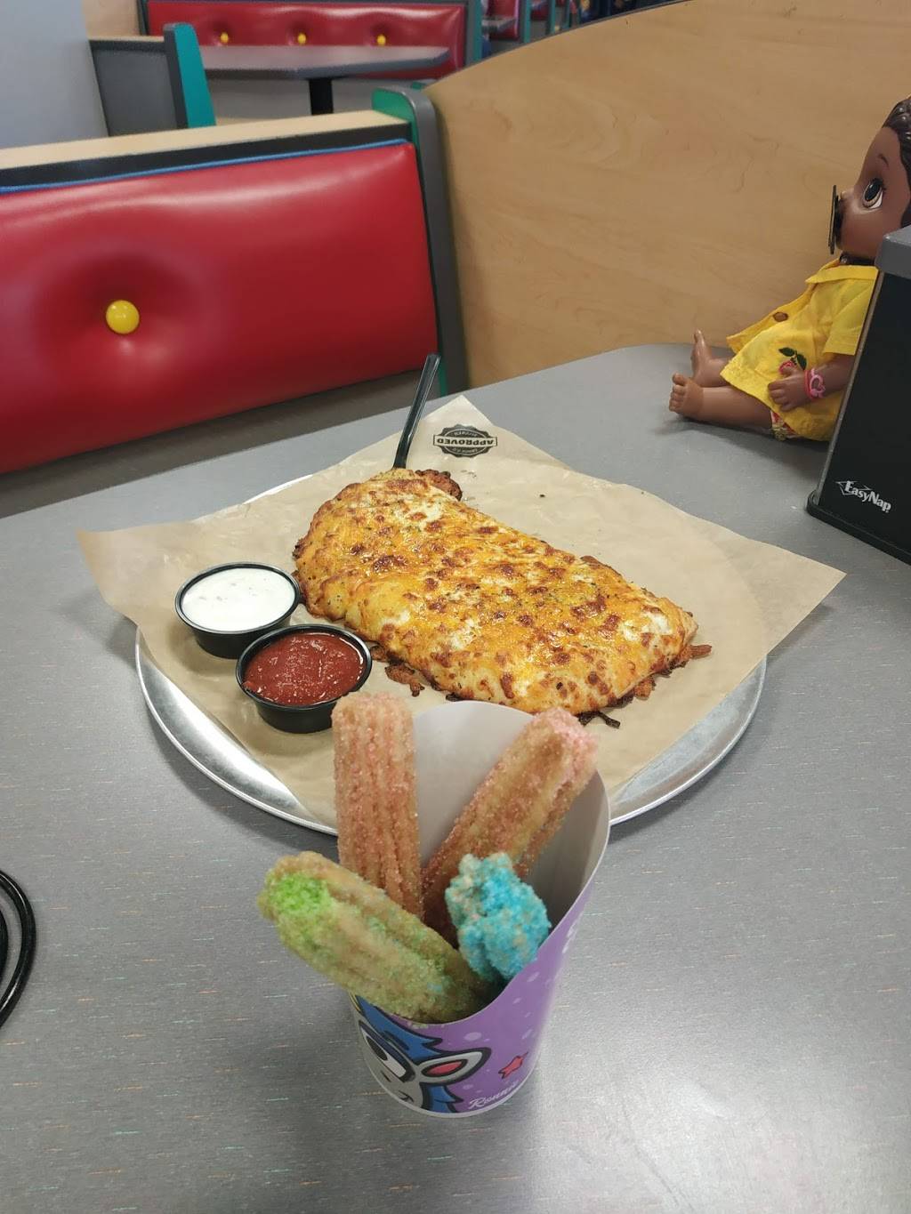 Chuck E. Cheese | restaurant | 1025 Burnsville Center, Burnsville, MN 55306, USA | 9528927786 OR +1 952-892-7786