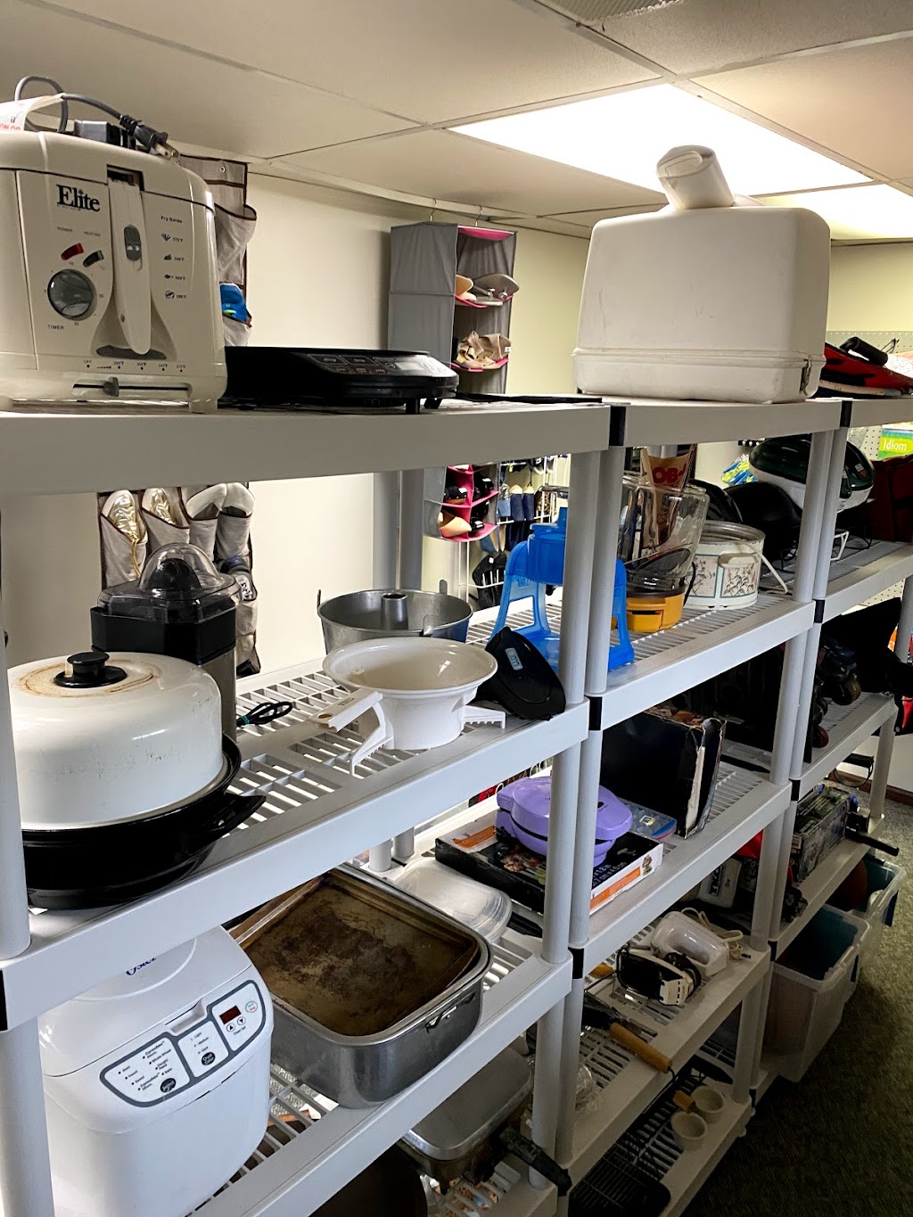 The Job Palace Thrift Store & Eatery | restaurant | 7920 Chambersburg Rd Building B, Huber Heights, OH 45424, USA | 8333983666 OR +1 833-398-3666