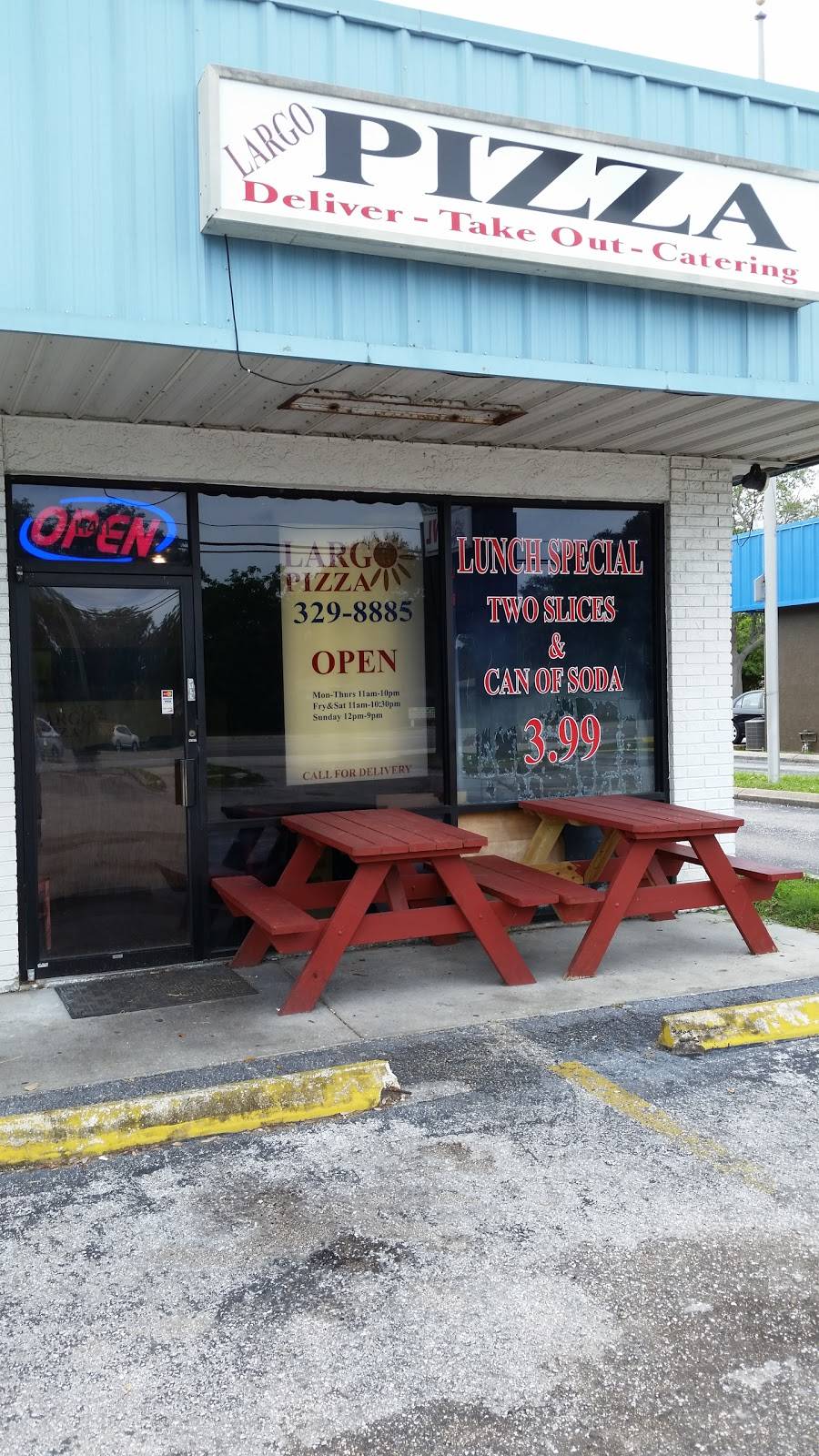 Largo Pizza | restaurant | 4738, 11411 Starkey Rd, Largo, FL 33773, USA | 7273298885 OR +1 727-329-8885