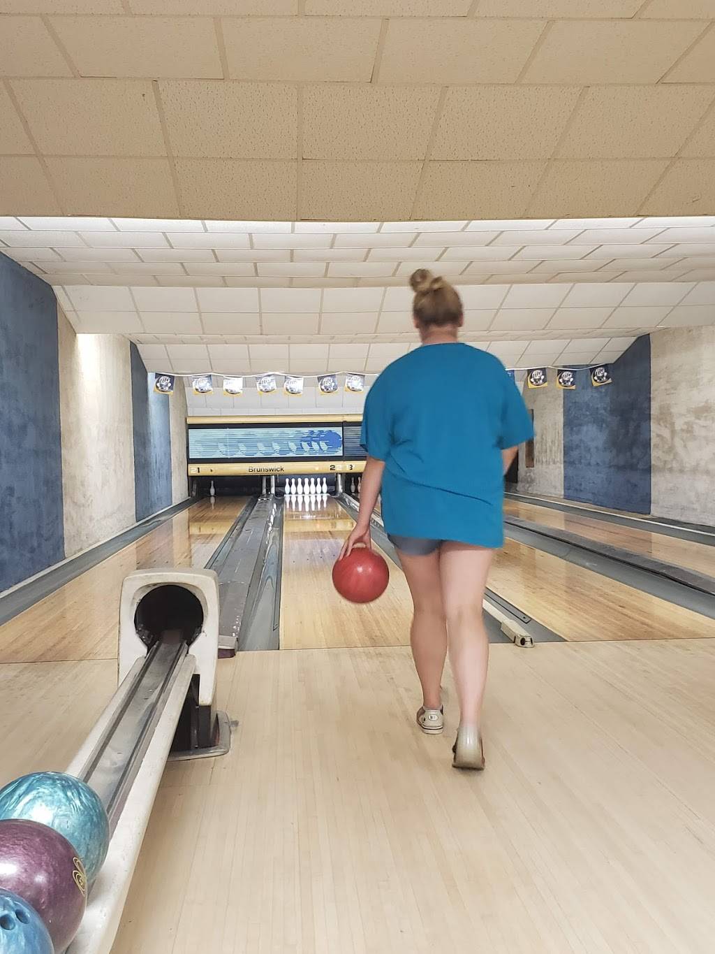 Ds Burger & Bowl | restaurant | Co Rd A, Prentice, WI 54556, USA | 7154282010 OR +1 715-428-2010