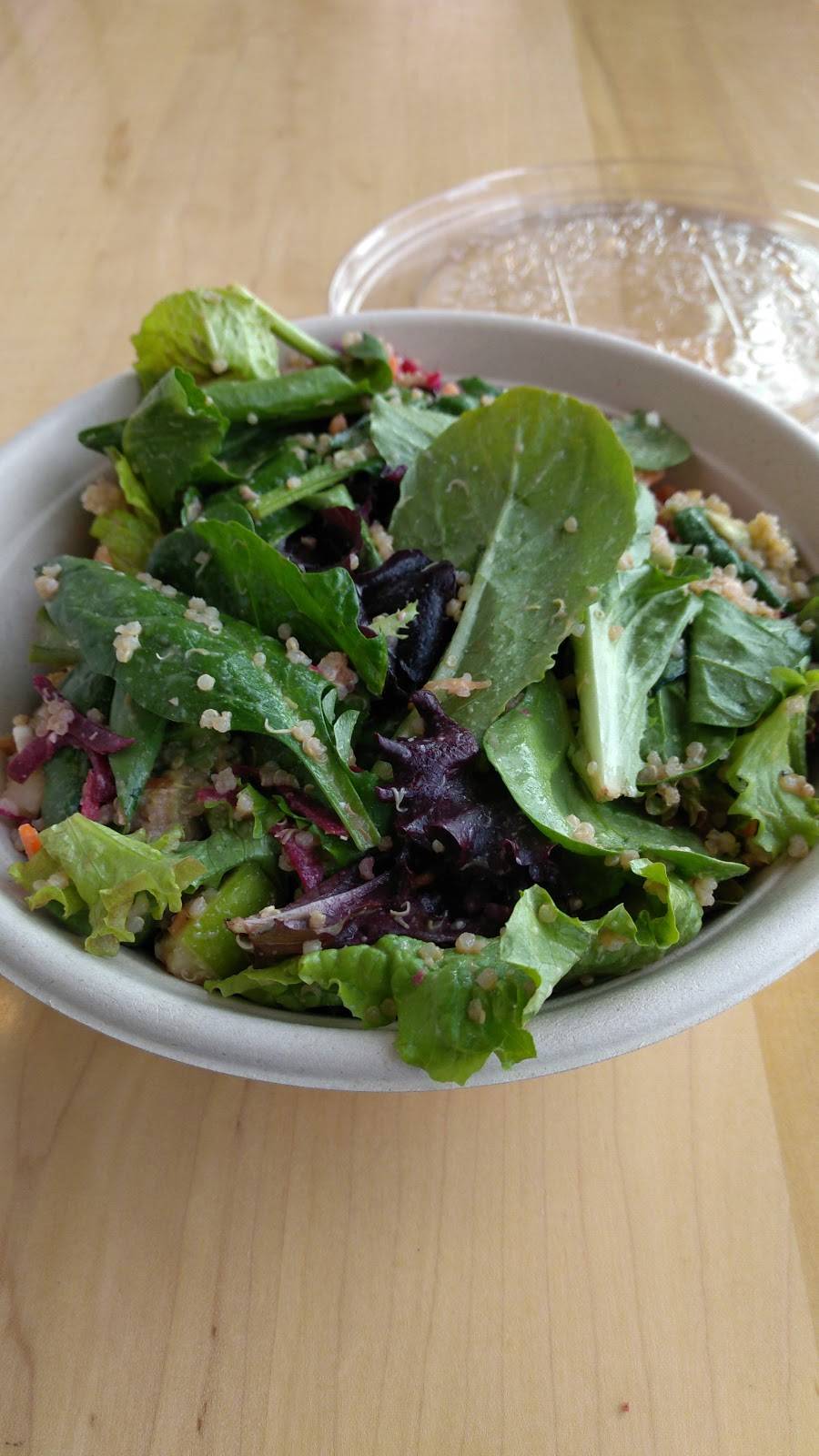 Freshii | restaurant | 646 Erb St W, Waterloo, ON N2T 2K8, Canada | 2266464562 OR +1 226-646-4562