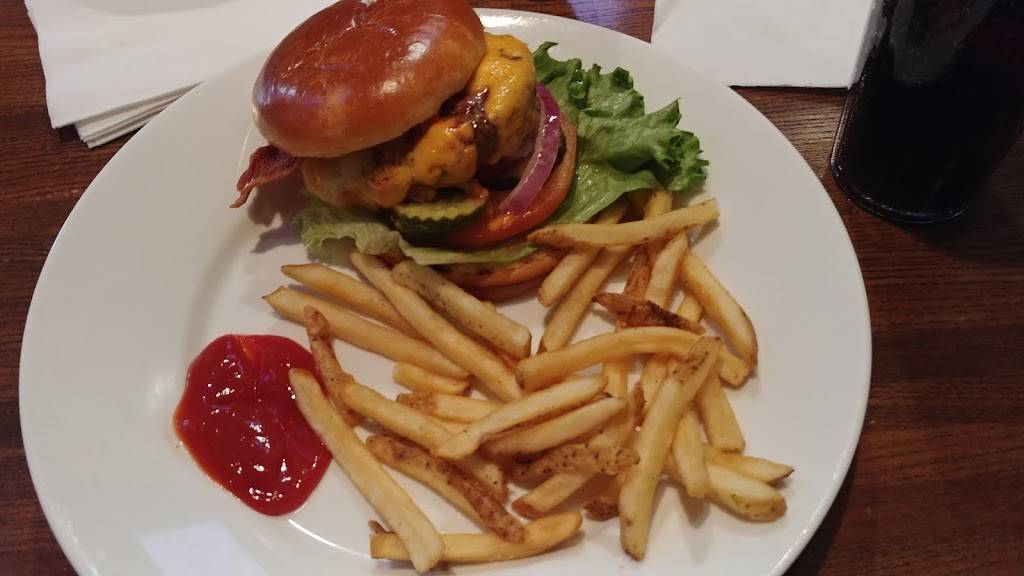 TGI Fridays | restaurant | 5111 Boulder Hwy, Las Vegas, NV 89122, USA | 7024548104 OR +1 702-454-8104