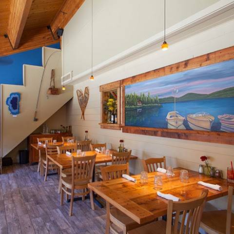 Zas Lakefront | restaurant | 120 Grove St, Tahoe City, CA 96145, USA | 5305839292 OR +1 530-583-9292