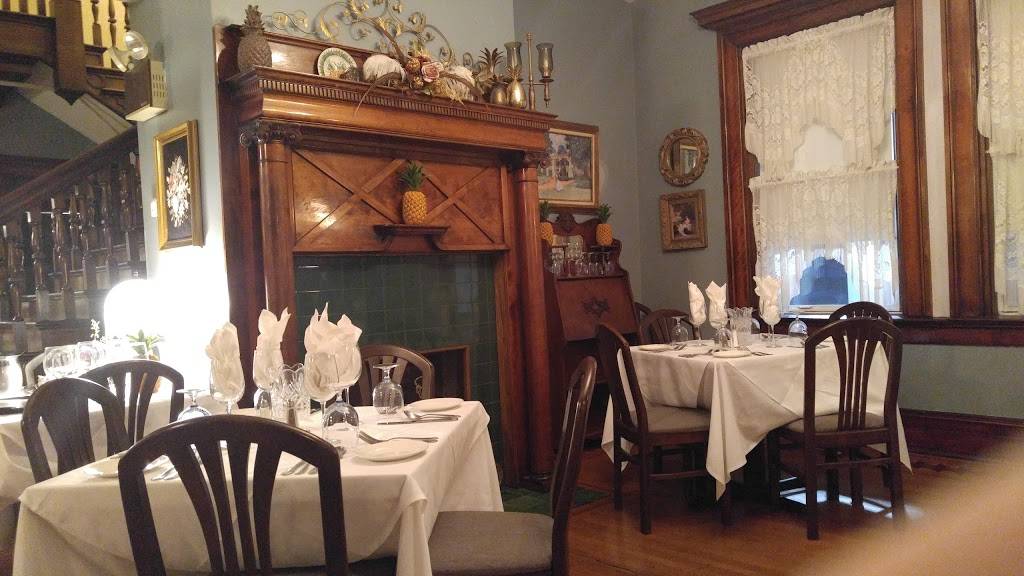 Twelve Oaks Restaurant & Tavern | restaurant | 815 Water St, Brownsville, PA 15417, USA | 7247853200 OR +1 724-785-3200