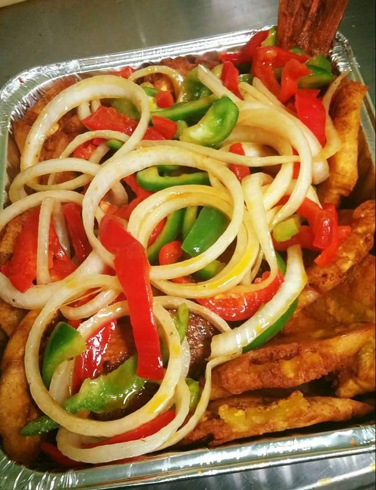 Lillys Creole Restaurant | restaurant | 607 N Pine Hills Rd, Orlando, FL 32808, USA | 4075067477 OR +1 407-506-7477