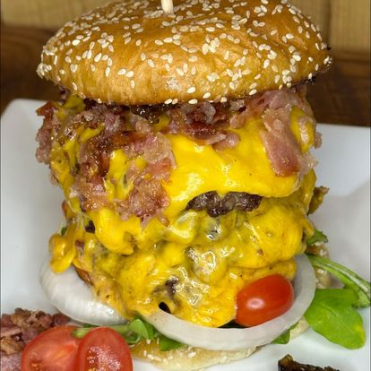 Salty Steer | restaurant | 600 Main St, Wall, SD 57790, USA | 6052792700 OR +1 605-279-2700