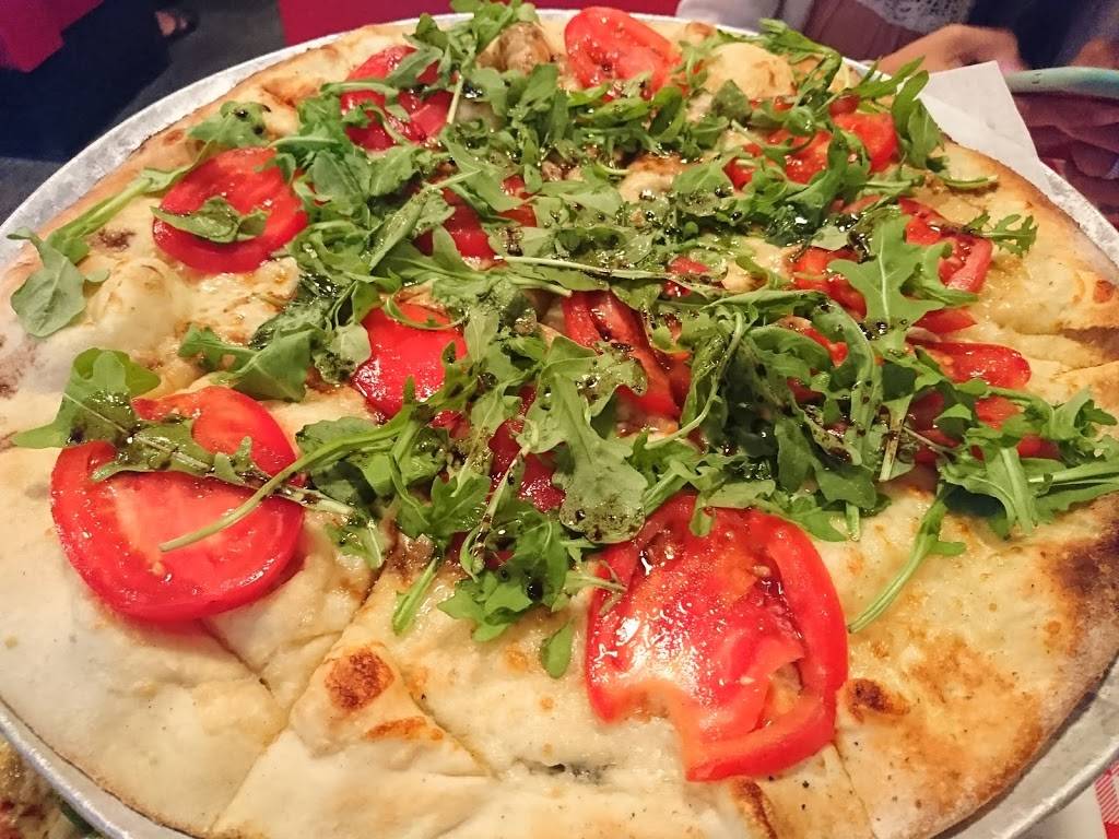 Pizzeria Paradiso | restaurant | 12 Crafts Ave, Northampton, MA 01060, USA | 4135861468 OR +1 413-586-1468