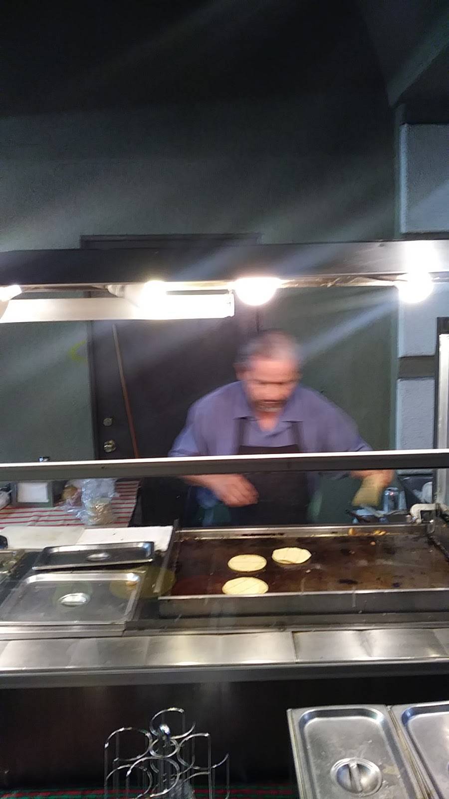 Los Volcanes | restaurant | 937 W Holt Ave B, Pomona, CA 91768, USA | 9096204848 OR +1 909-620-4848