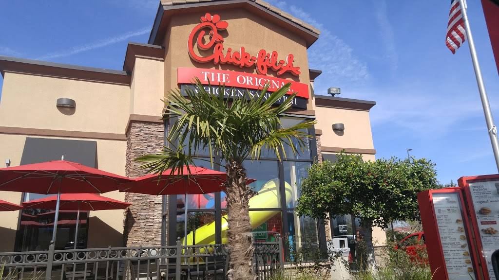 Chick-fil-A | restaurant | 4926 Centre Pointe Dr, North Charleston, SC 29418, USA | 8437449051 OR +1 843-744-9051
