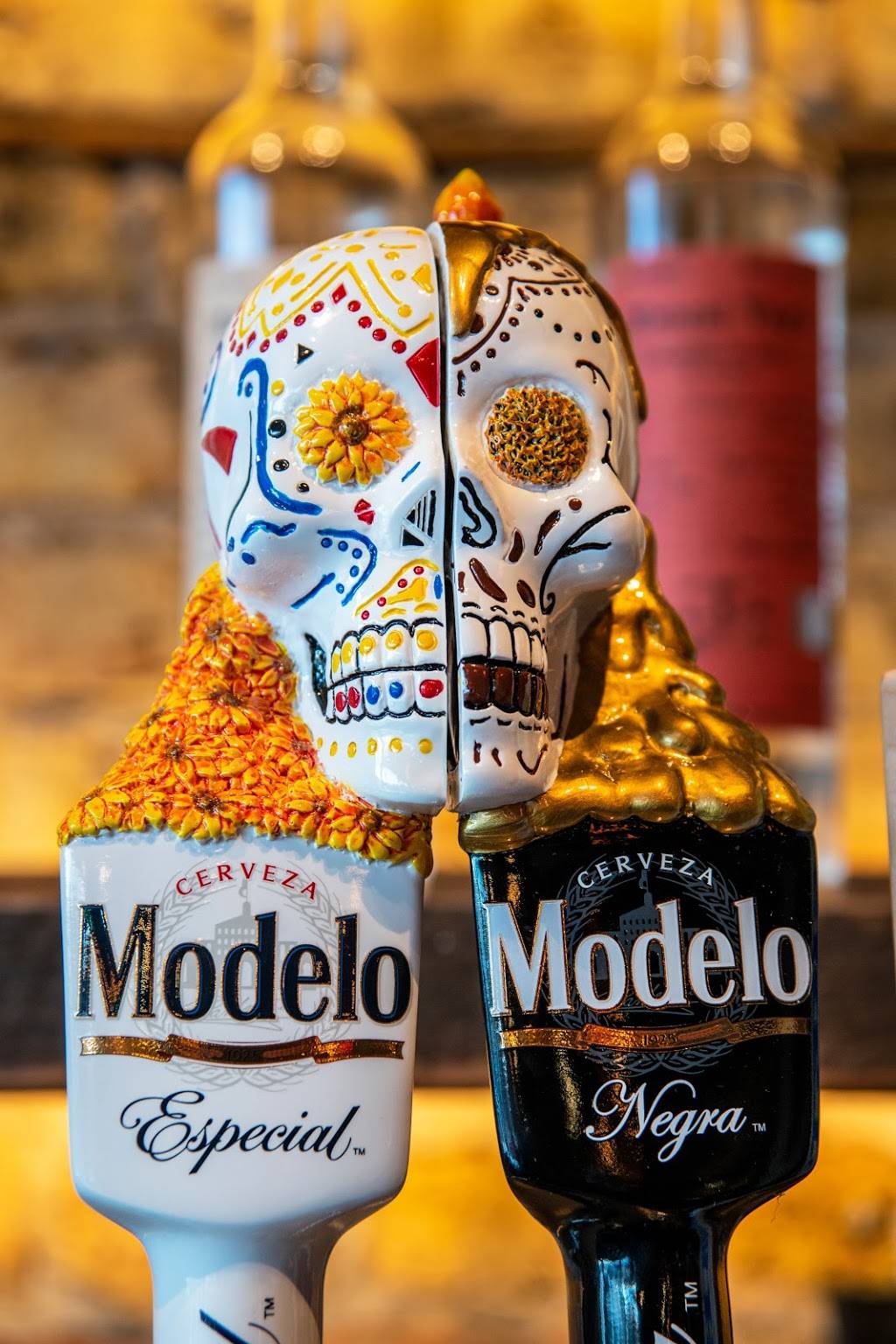 Comida | restaurant | 1928 Central St, Evanston, IL 60201, USA | 8478688466 OR +1 847-868-8466