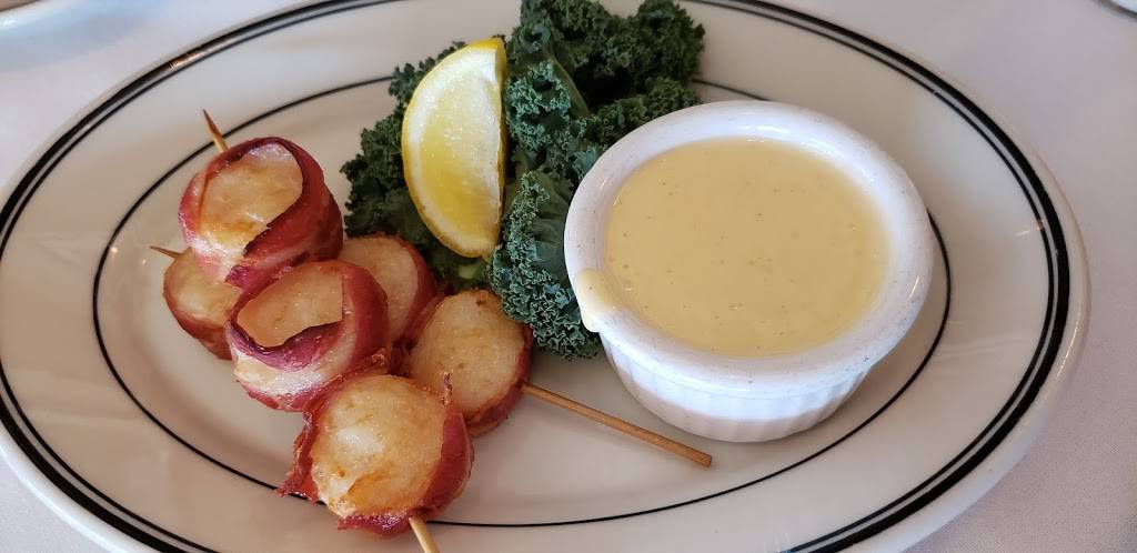 Kaminskis Chop House | restaurant | 1000 Chula Vista Pkwy, Wisconsin Dells, WI 53965, USA | 6082542001 OR +1 608-254-2001