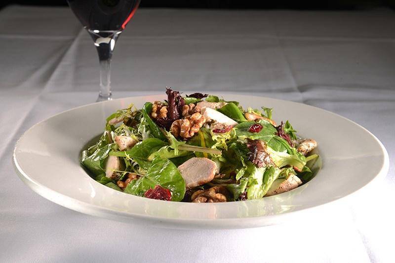 Barleys Kitchen + Tap | restaurant | 16649 Midland Dr, Shawnee, KS 66217, USA | 9132685160 OR +1 913-268-5160