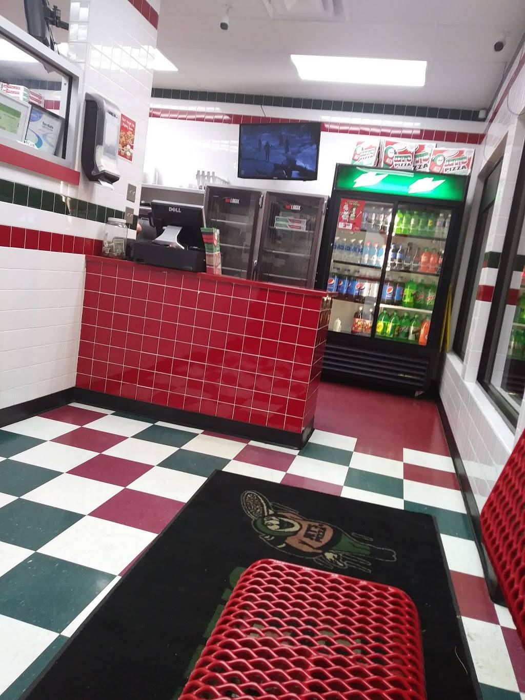 Jets Pizza | meal delivery | 590 W Columbia Ave, Battle Creek, MI 49015, USA | 2695650800 OR +1 269-565-0800