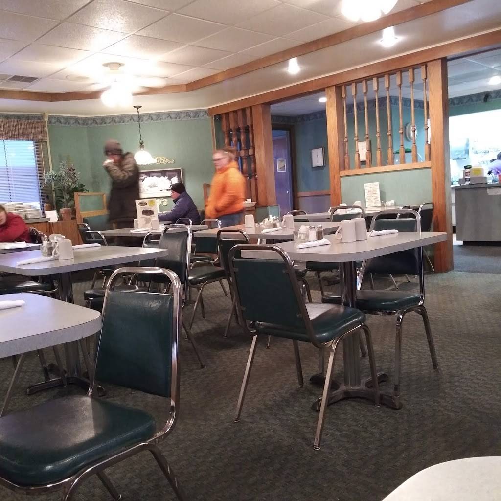 Family Table Restaurant | restaurant | 829 S Grand Ave, Spencer, IA 51301, USA | 7122624464 OR +1 712-262-4464