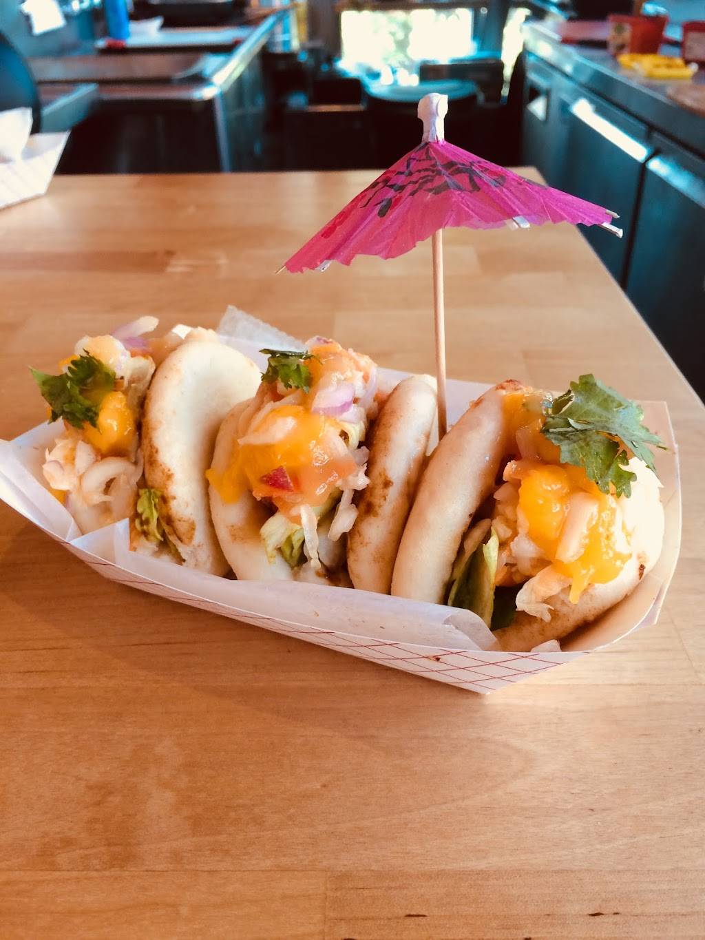 Chi Food Bistro | restaurant | 2 Oakland Ave, Warwick, NY 10990, USA | 8453248956 OR +1 845-324-8956