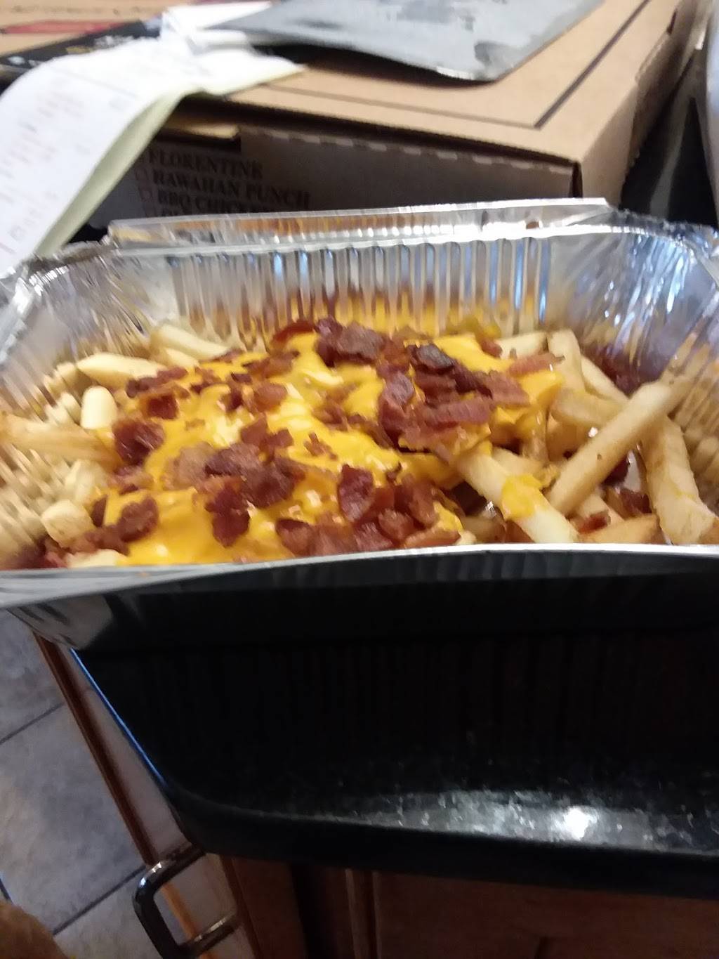 Old Town Pizza Of Naperville Inc. | restaurant | 2959 Artesian Rd #167, Naperville, IL 60564, USA | 6309224600 OR +1 630-922-4600