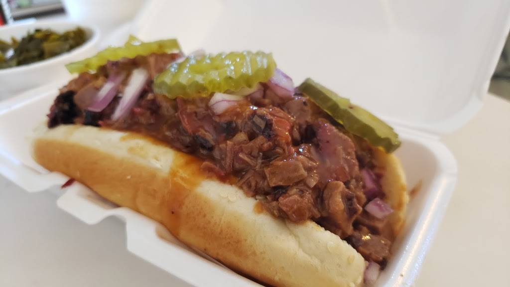 Bowlegged B.B.Q | restaurant | 4255 Market St, San Diego, CA 92102, USA | 6193017105 OR +1 619-301-7105