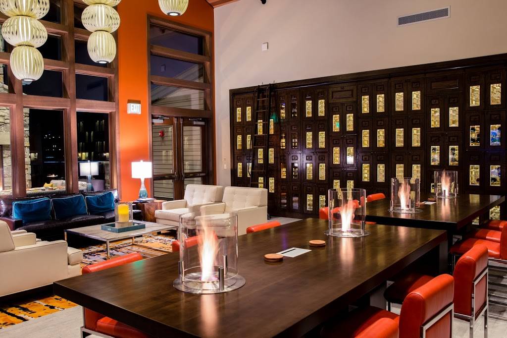 Seven Summits Lodge | restaurant | 19001 Trilogy Pkwy E, Bonney Lake, WA 98391, USA | 2533218030 OR +1 253-321-8030