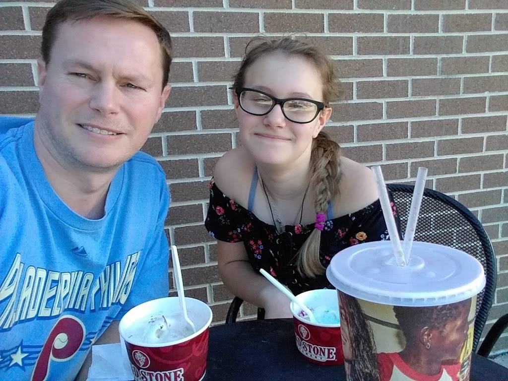 Cold Stone Creamery | bakery | 656 Neshaminy Mall, Bensalem, PA 19020, USA | 2153572201 OR +1 215-357-2201