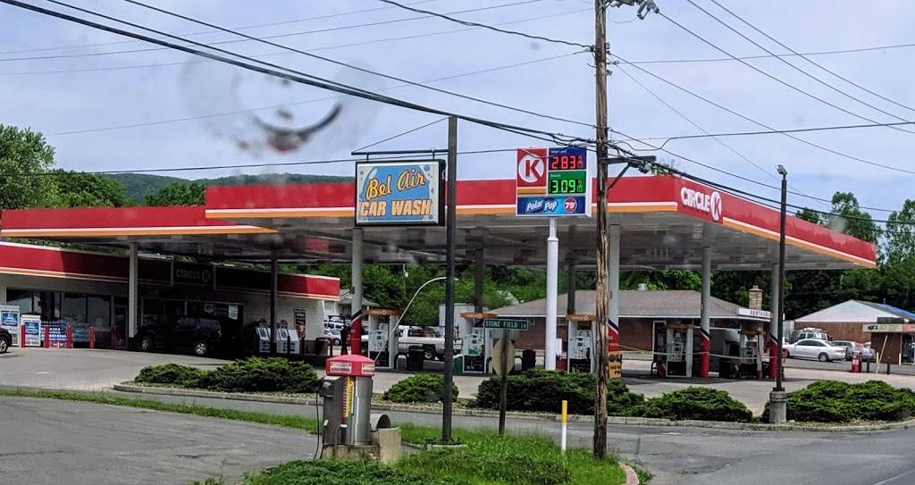 Circle K | cafe | 15617 McMullen Hwy SW, Cumberland, MD 21502, USA | 2403620193 OR +1 240-362-0193