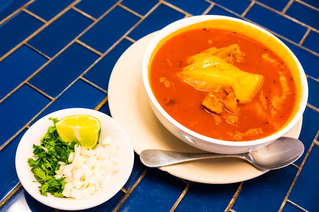 Amigos Restaurant | restaurant | 2102 Q St, Omaha, NE 68107, USA | 4027155919 OR +1 402-715-5919