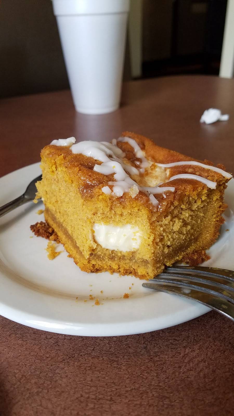 The Cracked Egg | restaurant | 5570 Painted Mirage Rd, Las Vegas, NV 89149, USA | 7026459438 OR +1 702-645-9438