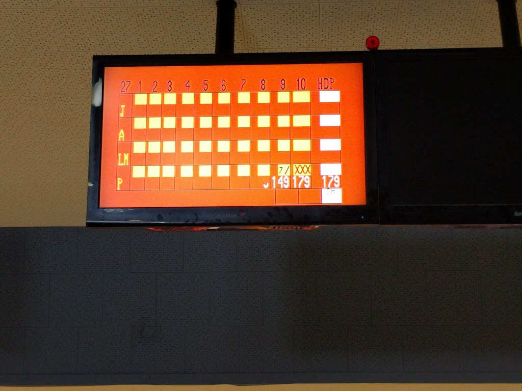 AMF Capital Plaza Lanes | restaurant | 4601 Cooper Ln, Hyattsville, MD 20784, USA | 3017726565 OR +1 301-772-6565