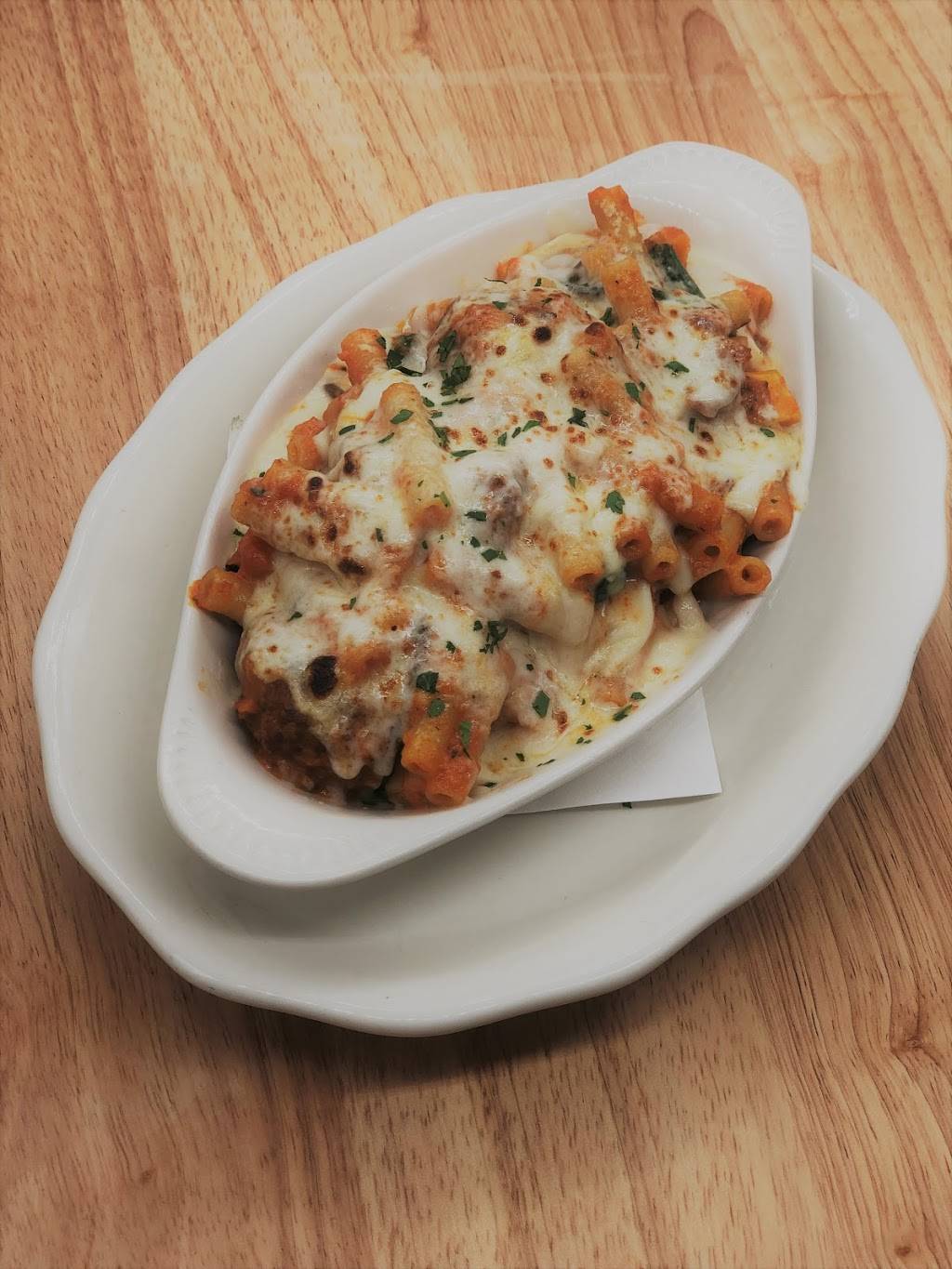 Cove Hollow Tavern | restaurant | 85 Montauk Hwy, East Hampton, NY 11937, USA | 6315277131 OR +1 631-527-7131