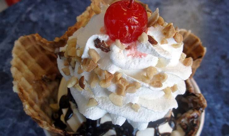 Frostbites Crepes & Frozen Delights | restaurant | 9111 Valley View St #103, Cypress, CA 90630, USA | 7144841577 OR +1 714-484-1577