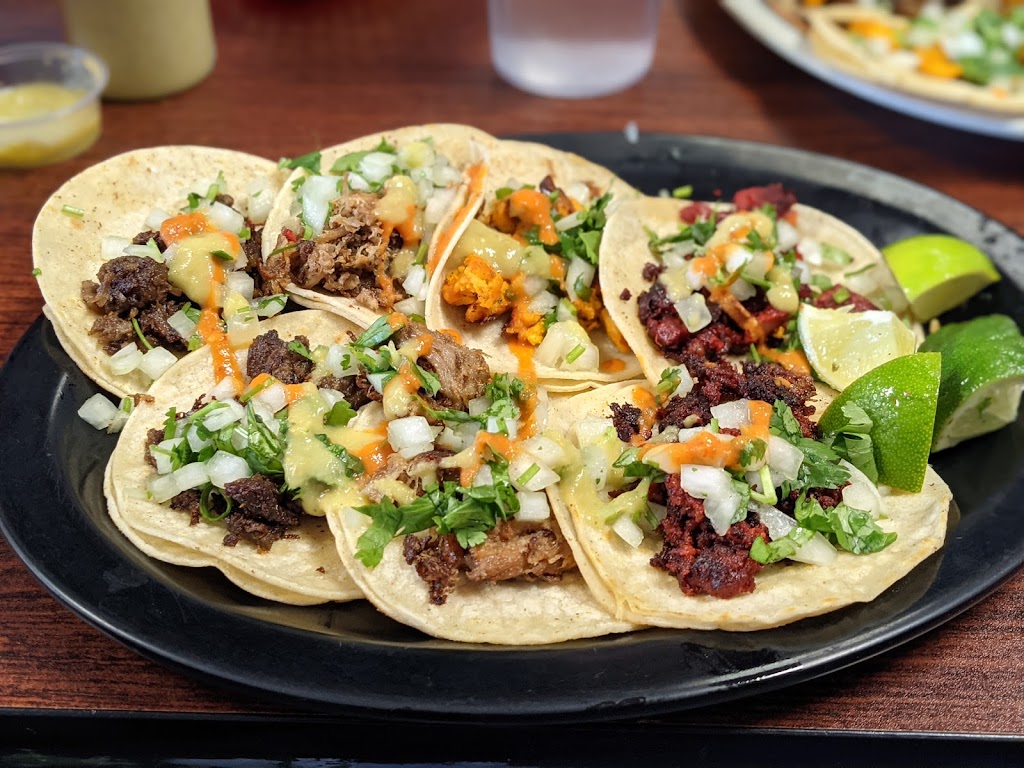 Ricos Tacos Lupe | restaurant | 802 Southwest Blvd, Kansas City, MO 64108, USA | 8164720738 OR +1 816-472-0738