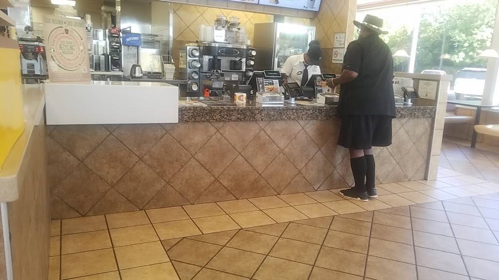 McDonalds | cafe | 2347 Randleman Rd, Greensboro, NC 27406, USA | 3362751180 OR +1 336-275-1180