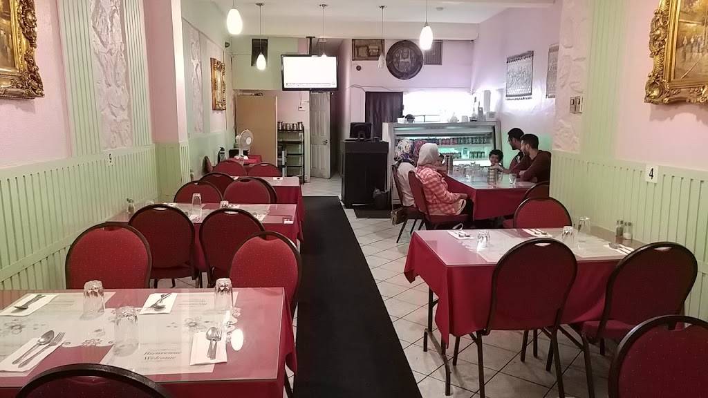 Restaurant Tandoor Plus | restaurant | 1720 Rue Oxford, Saint-Laurent, QC H4L 1B6, Canada | 5143322121 OR +1 514-332-2121